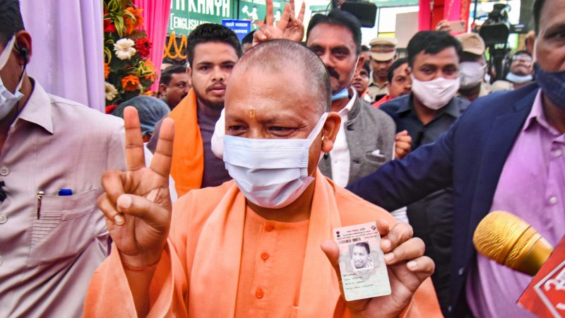 यूपी चुनाव: छठे चरण में 54 फीसदी वोटिंग