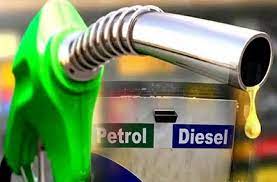 पेट्रोल-डीजल की कीमतों पर ‘सियासी आग’, कांग्रेस ने वैट घटाने की अपील को लेकर पीएम पर साधा पर निशाना