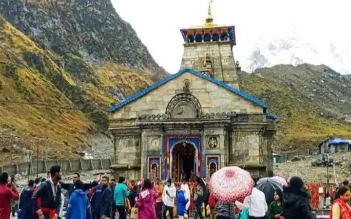 चारधाम की यात्रा के लिए नेगेटिव RTPCR रिपोर्ट अनिवार्य, कोरोना के केस बढ़ने के चलते फैसला