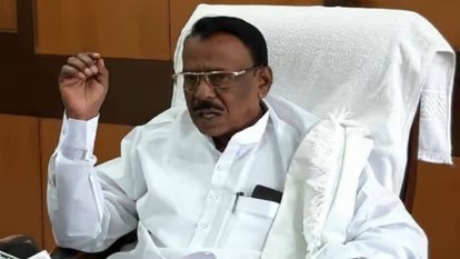 कांग्रेस विधायक की तानाशाही, युवक ने गांव में सड़कें ठीक करने के लिए कहा, गुस्से में जड़ दिया थप्पड़