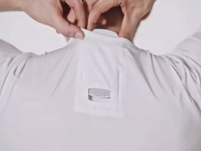 गर्मी का इलाज है ये टीशर्ट, अंदर फिट है AC, वर्कआउट करते समय लगने लगेगी ठंड