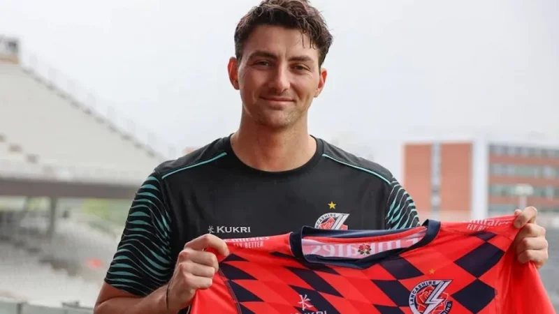 Tim David: टी-20 मैच में गजब, फील्डिंग करते वक्त उतर गई टिम डेविड की पैंट, Video