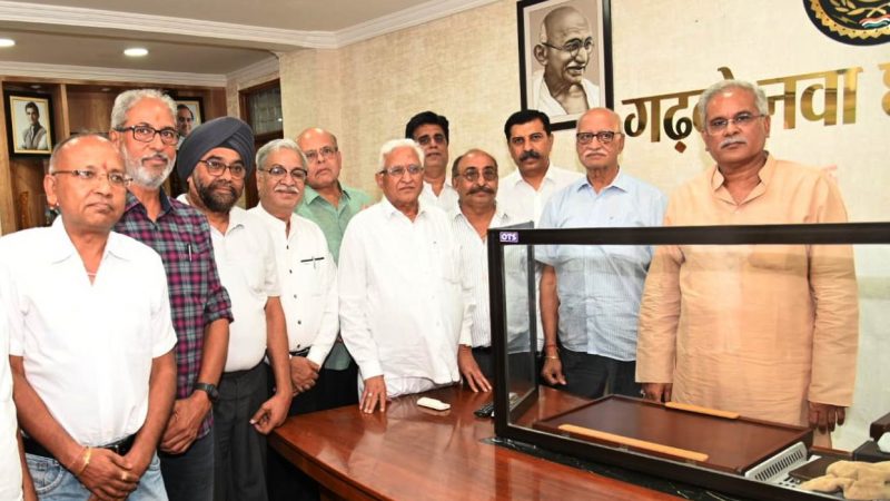 छत्तीसगढ़ के व्यापारिक संगठनों ने की मुख्यमंत्री से सौजन्य मुलाकात