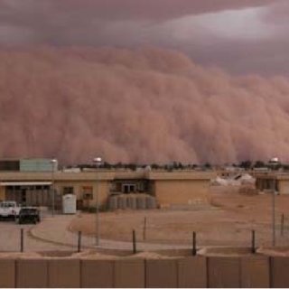 रेतीले तूफान से इराक में हाहाकार, हजारों लोग अस्पतालों में भर्ती, स्कूल-कॉलेज-दफ्तर बंद