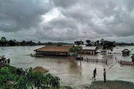 बारिश और भूस्खलन से असम, मिजोरम, मणिपुर से टूटा संपर्क