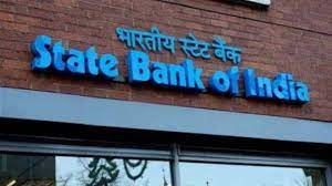 एसबीआई के दो एटीएम को काटकर लाखों रुपए ले उड़े