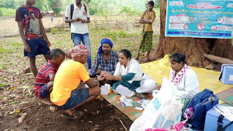 आजादी के बाद पहली बार लोहा ग्राम में लगा स्वास्थ्य शिविर