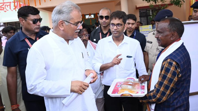 मुख्यमंत्री ने की हरित क्रांति आदिवासी सहकारी समिति की सराहना