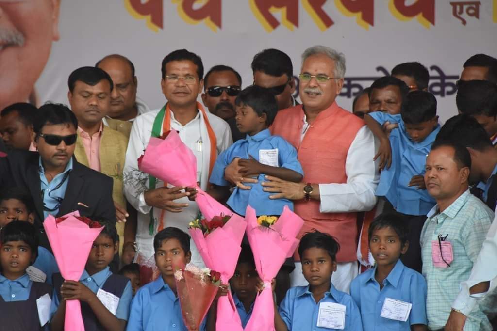 ​​​​​​​नक्सल प्रभावित क्षेत्र में 260 बंद स्कूलों में फिर बजेगी घंटी