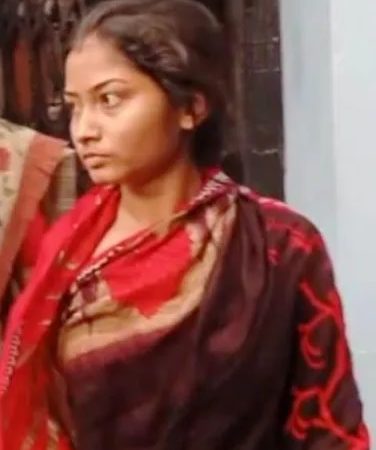 प्रेमी से शादी करने बांग्लादेश से तैरकर भारत पहुंची लड़की