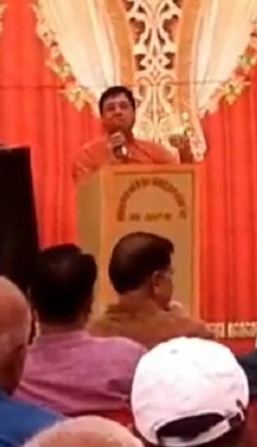 बीजेपी सांसद ने दिया विवादित बयान… ‘महात्मा गांधी ने कराई थी सुभाष चंद्र बोस की हत्या’