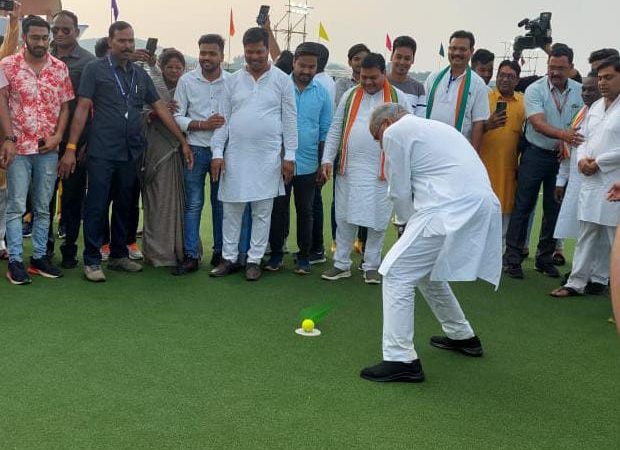 मुख्यमंत्री भूपेश बघेल जशपुर में नवनिर्मित एस्ट्रोटर्फ हॉकी स्टेडियम में