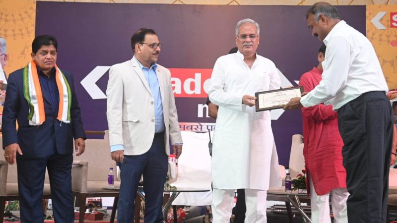 महापुरुषों के दिखाए पथ पर चल रही हमारी सरकार : मुख्यमंत्री भूपेश बघेल