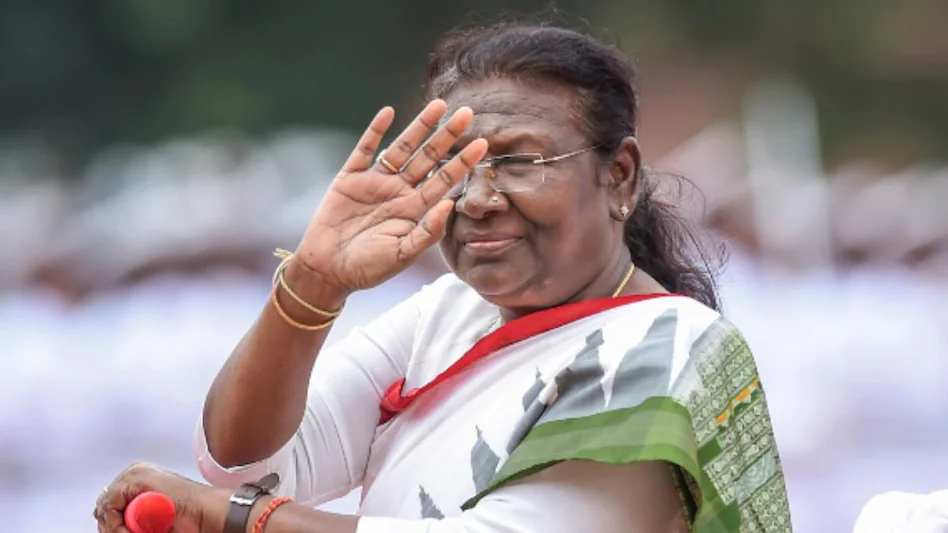 तीनों सेनाओं की सुप्रीम कमांडर होंगी द्रौपदी मुर्मू, जानें क्या होती हैं राष्ट्रपति की शक्तियां