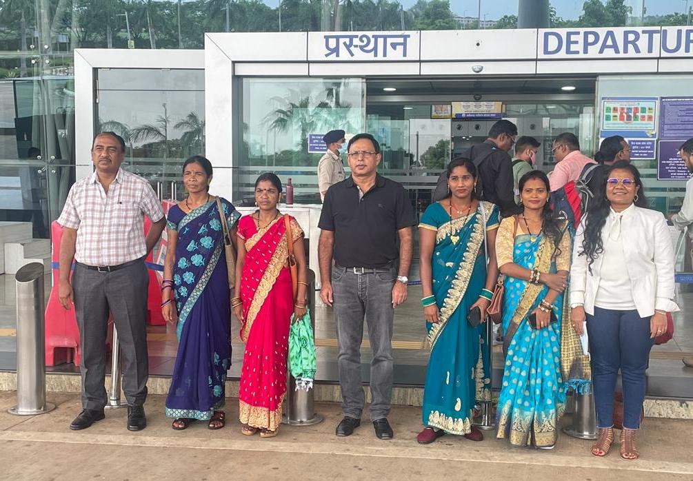 वनवासी महिलाओं ने ऊंची उड़ान भर बनाई अंतर्राष्ट्रीय पहचान