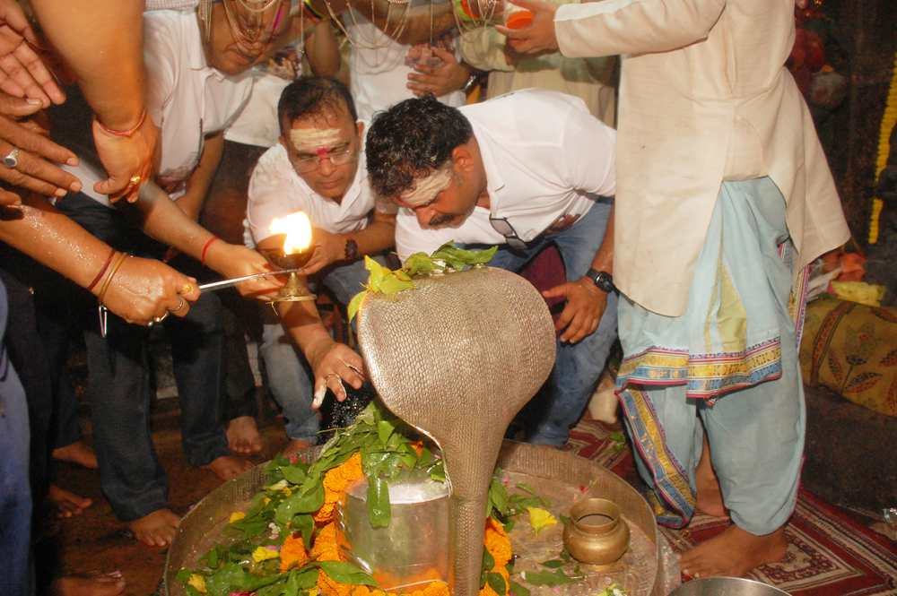 वैदिक मंत्रोंच्चार के साथ बुढ़ामहोदव मंदिर से प्रांरभ हुआ भोरमदेव पदयात्रा