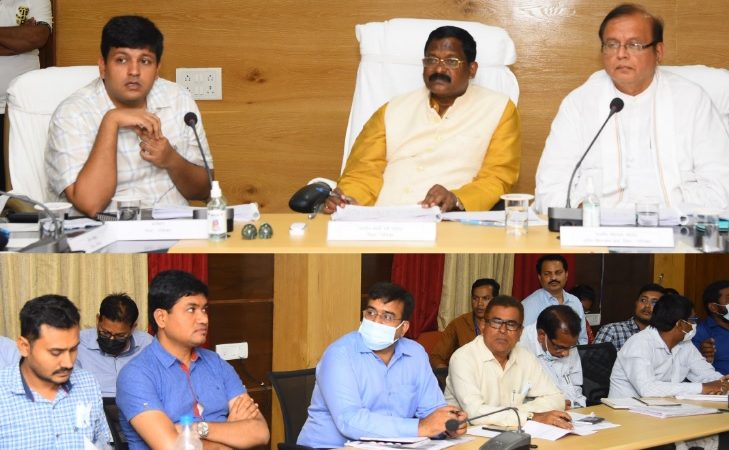 स्कूल, आश्रम और छात्रावासों में बच्चों के शिक्षा की हो समुचित व्यवस्था: मंत्री अमरजीत भगत