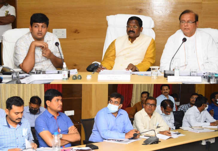 स्कूल, आश्रम और छात्रावासों में बच्चों के शिक्षा की हो समुचित व्यवस्था: मंत्री अमरजीत भगत