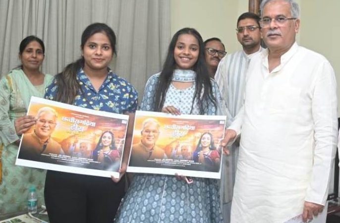 मुख्यमंत्री से जस गीत गायिका जसमीत कौर ने की सौजन्य मुलाकात