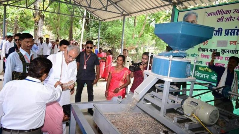 छत्तीसगढ़ में ग्रामीण अर्थव्यवस्था का बूस्टर बनी गोधन न्याय योजना