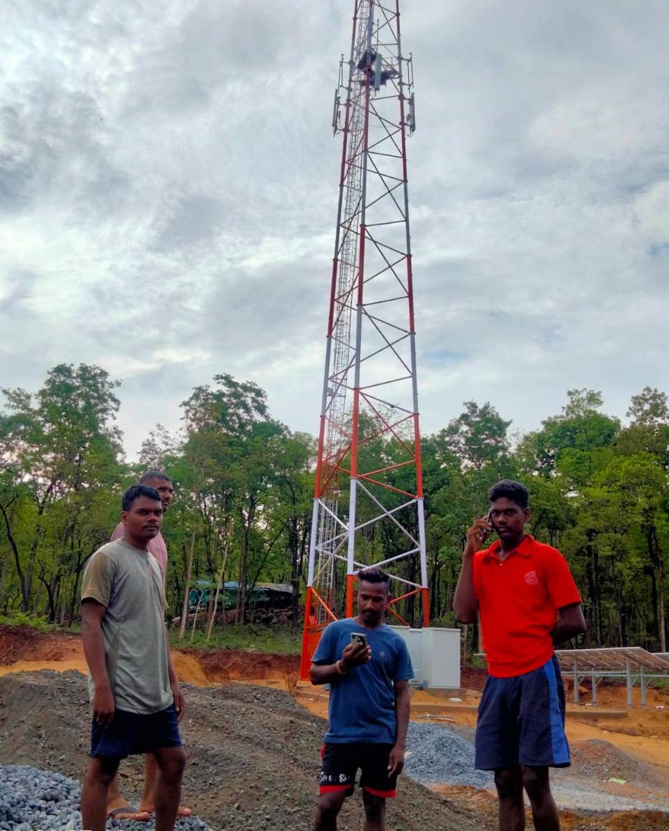 राज्य के नक्सल प्रभावित क्षेत्रों में फैलता संचार नेटवर्क