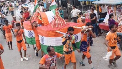 कांवड़ यात्रा पर कट्टरपंथियों के हमले का खतरा, यूपी, मप्र समेत इन राज्यों के लिए गृह मंत्रालय का अलर्ट