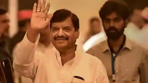 अखिलेश यादव के सपा से ‘नमस्ते’ पर चाचा शिवपाल का जवाब, मैं सदैव से स्वतंत्र था