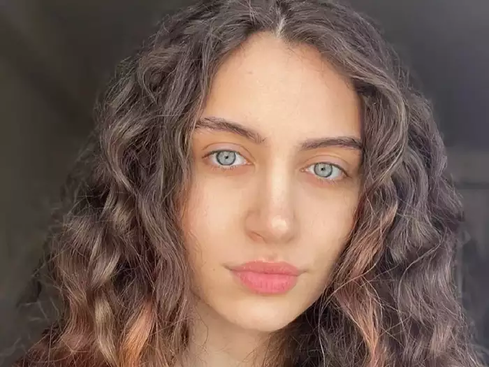 20 साल की लड़की की खूबसूरती देख सब हुए फिदा, टूटा 94 साल पुराना रेकॉर्ड