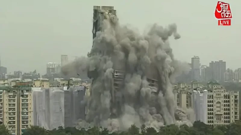 नोएडा ट्विन टावर ध्वस्त : जानें बनने से गिराए जाने तक की पूरी कहानी, कब-कब क्या हुआ