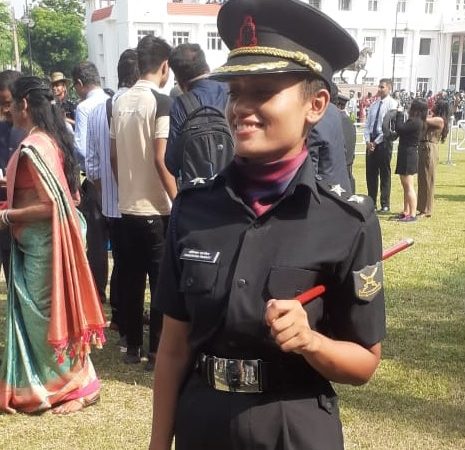 बघेल ने छत्तीसगढ़ की पहली महिला लेफ्टिनेंट बनने पर वंशिका को दी बधाई