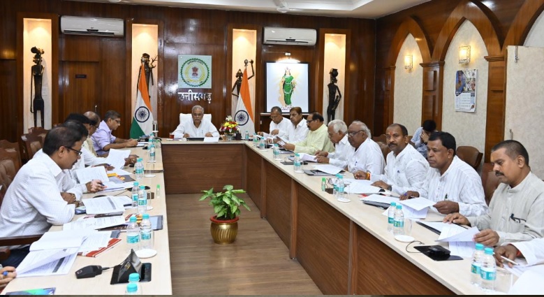 एसटी, एससी अधिनियम-1989 के प्रावधान के तहत दर्ज प्रकरणों का शीघ्र निराकरण करें: मुख्यमंत्री भूपेश बघेल