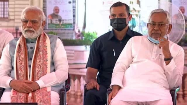 बिहार के सीएम नीतीश कुमार के पाला बदलने की क्या है अहम वजह