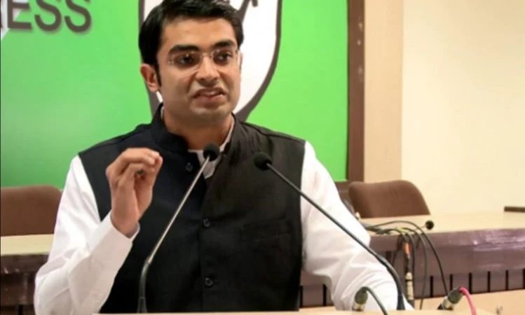 चाटुकारिता का आरोप लगा, राष्ट्रीय प्रवक्ता शेरगिल ने भी छोड़ी पार्टी