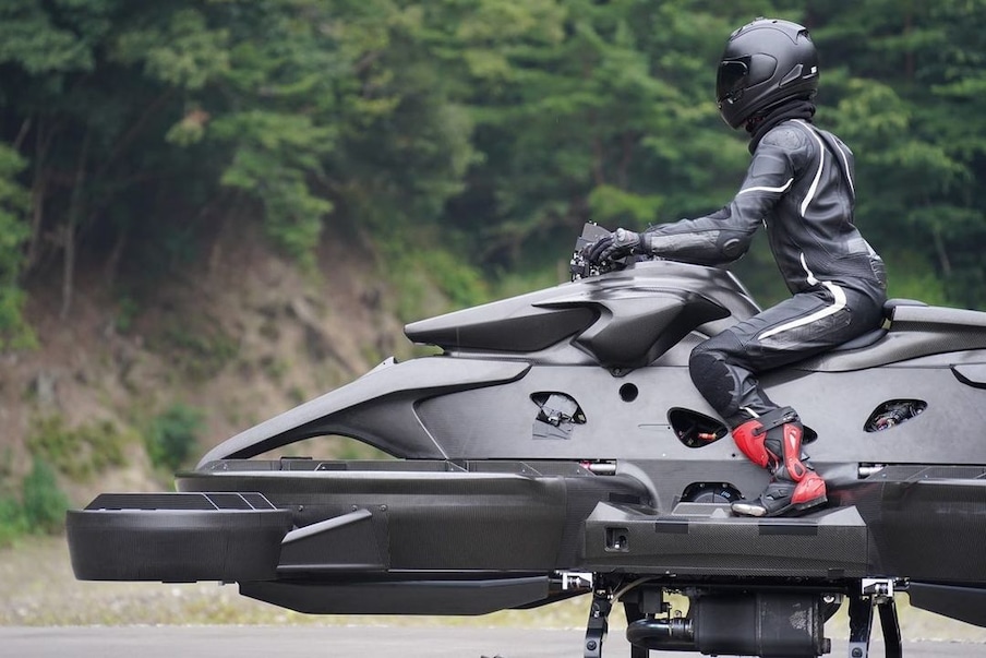 आई गई दुनिया की पहली उड़ने वाली बाइक, रफ्तार है 100 किमी/घंटा; जानें क्या है कीमत