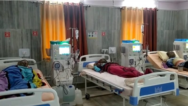 राज्य में लगातार बढ़ रही हैं स्वास्थ्य सुविधाएं, घट रहा है इलाज का खर्च