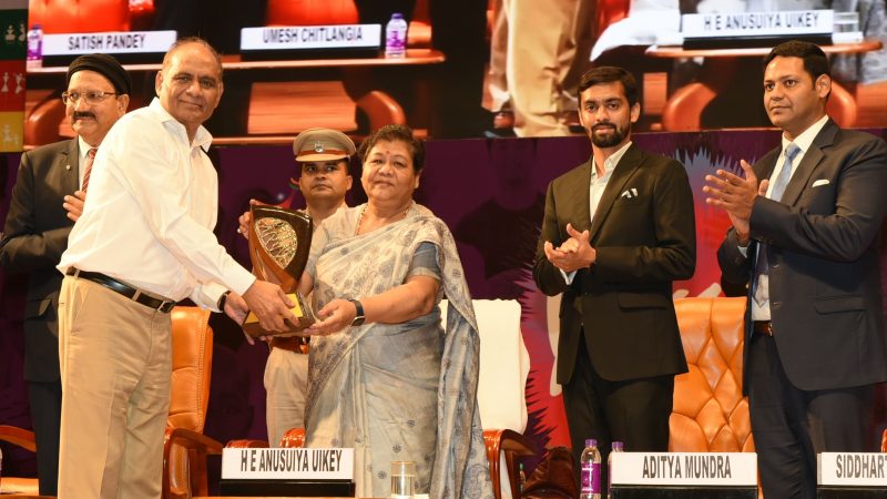 युवा जीवन में अपने लक्ष्य निर्धारित करें और लक्ष्य प्राप्त करने के लिए कठिन परिश्रम का संकल्प लें : सुश्री उइके