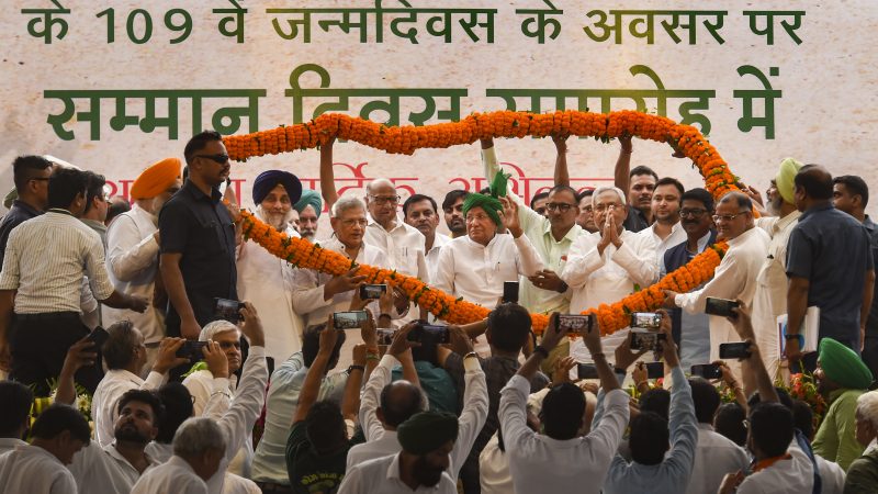 -हरियाणा में एक मंच पर आए नीतीश, शरद, बादल और येचुरी… बोले- ‘2024 में हारेगी मोदी सरकार