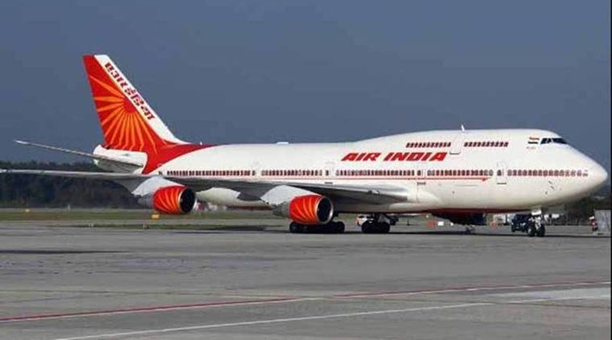 एयर इंडिया कर्मचारियों के लिए वीआरएस योजना लाई