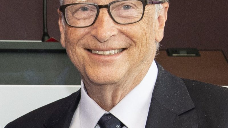 कोविड वैक्सीन से मौत, सीरम इंस्टीट्यूट, बिल गेट्स को नोटिस