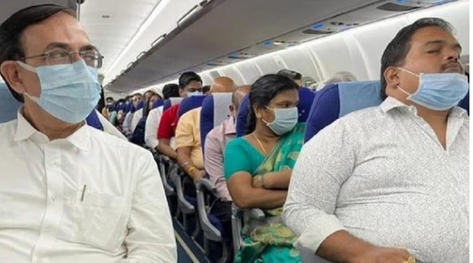 इंडिगो फ्लाइट में तेलुगू महिला से भेदभाव… हिंदी-अंग्रेजी न जानने पर सीट बदली, विवाद गरमाया