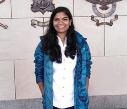 मनरेगा में मजदूरी करते थे माता-पिता, दोस्तों से पैसे उधार लेकर श्रीधन्या सुरेश बनीं आईएएस