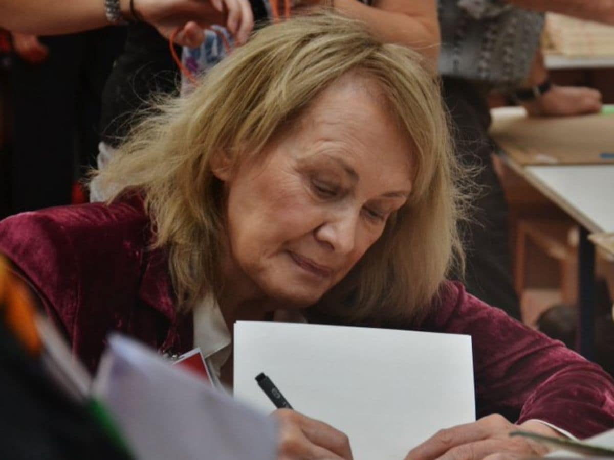 फ्रांसीसी लेखिका एनी एरनॉक्स ने जीता साहित्य में नोबेल पुरस्कार