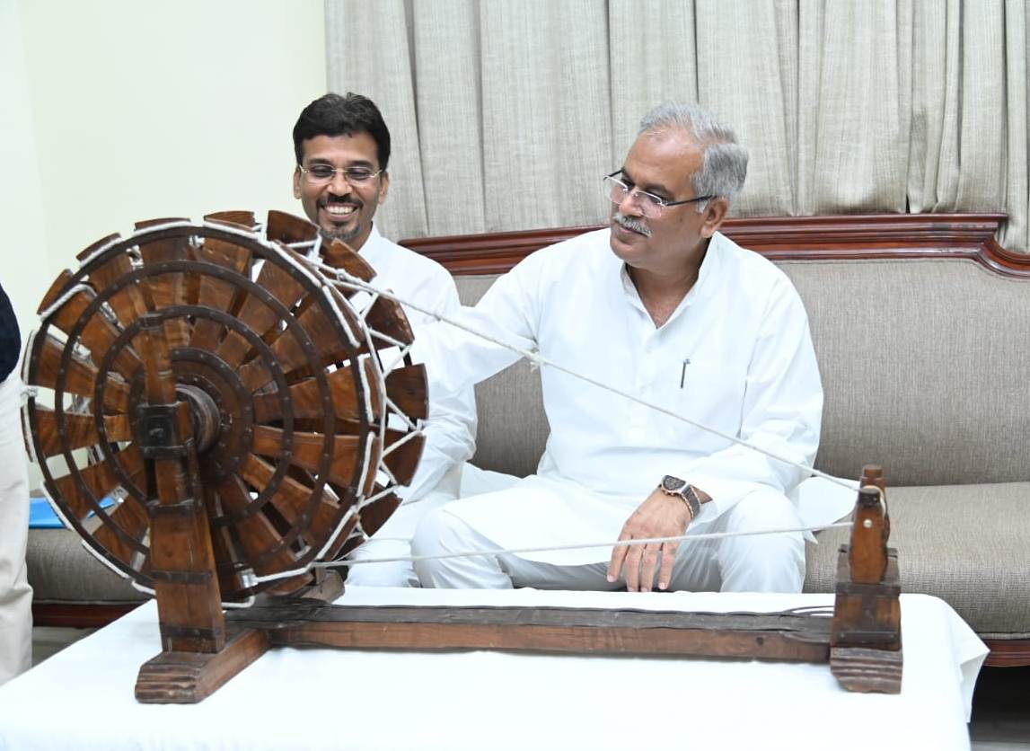 राष्ट्रपिता महात्मा गांधी के ग्राम सुराज की परिकल्पना पर काम कर रही छत्तीसगढ़ सरकार : मुख्यमंत्री भूपेश बघेल