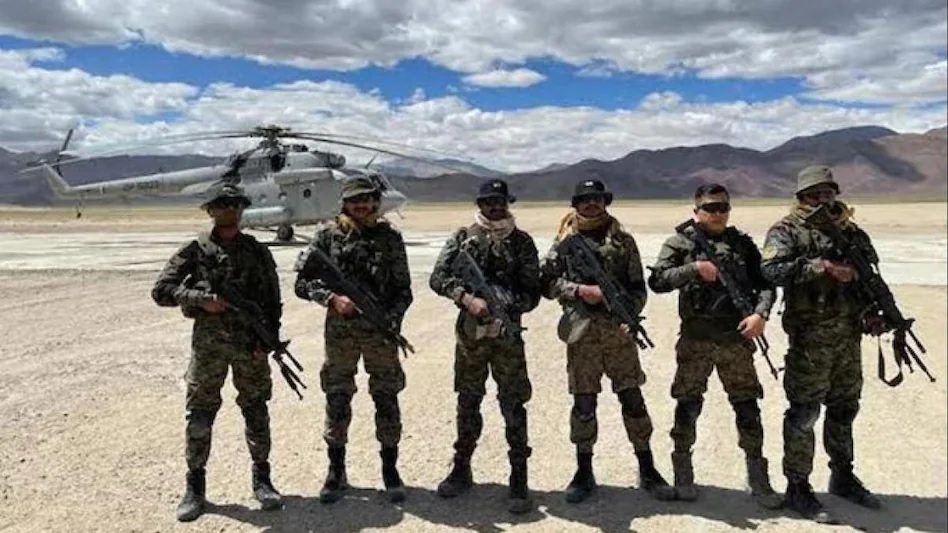 एलएसी से केवल 50 किलोमीटर दूर नई एयरफील्ड तैयार कर रहा भारत