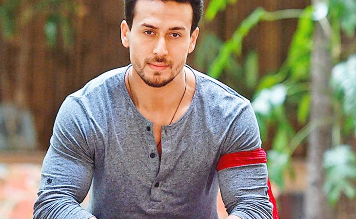 टाइगर श्रॉफ की मां से 58 लाख की ठगी