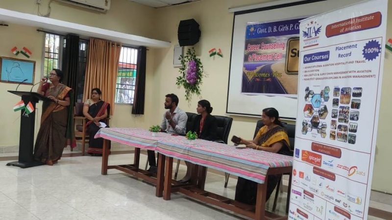 एविएशन के क्षेत्र में छात्राओं के लिए हैं बहुत से अवसर