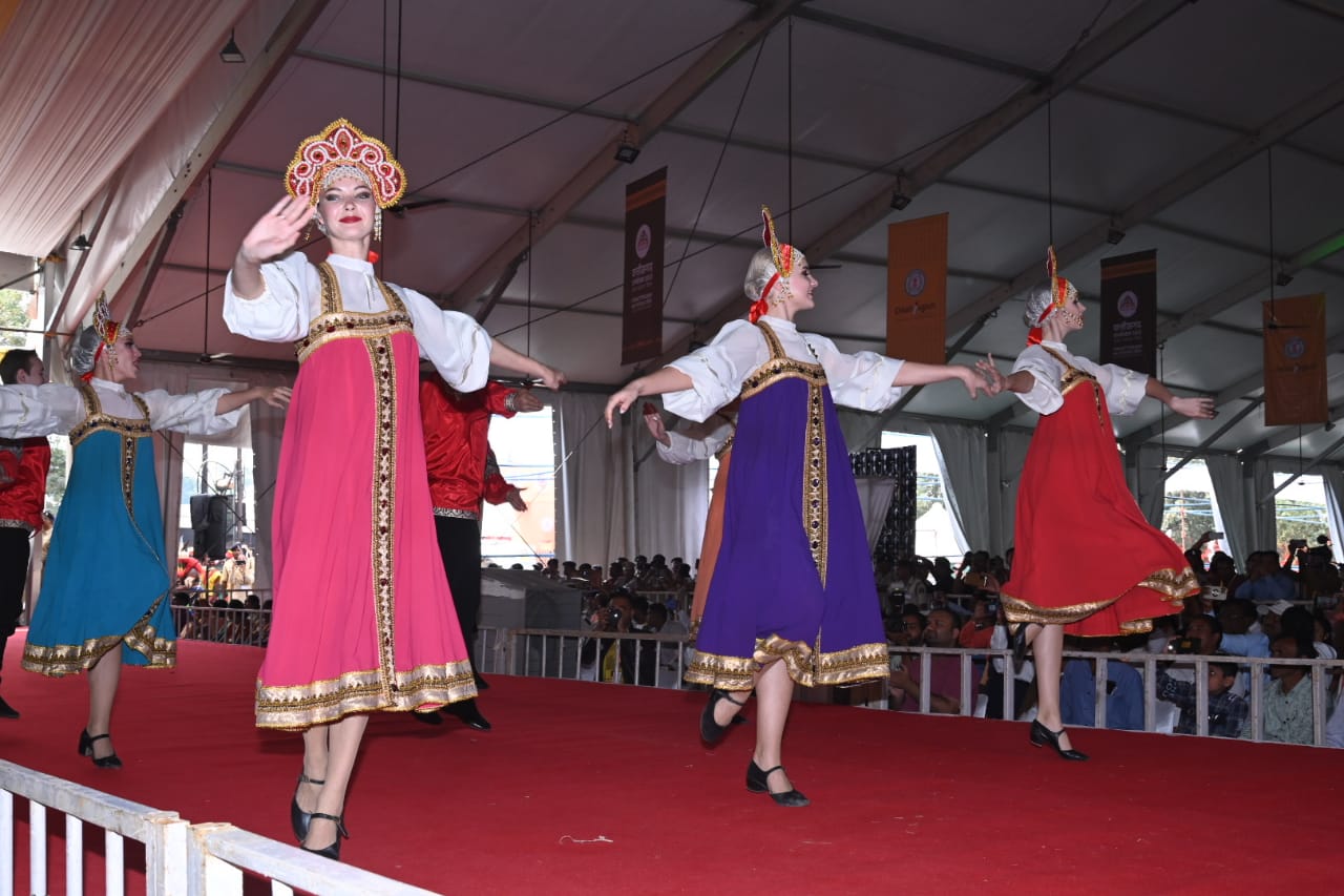 राष्ट्रीय आदिवासी नृत्य महोत्सव देश और दुनिया के आदिवासियों के लिए बना अनूठा सांस्कृतिक मंच