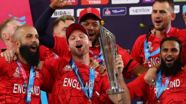 वनडे चैंपियन इंग्लैंड ने जीता टी-20 विश्व कप