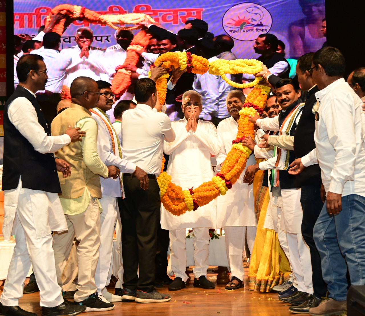 मछुआ समाज की सदैव रही है गौरवपूर्ण भूमिका : भूपेश बघेल