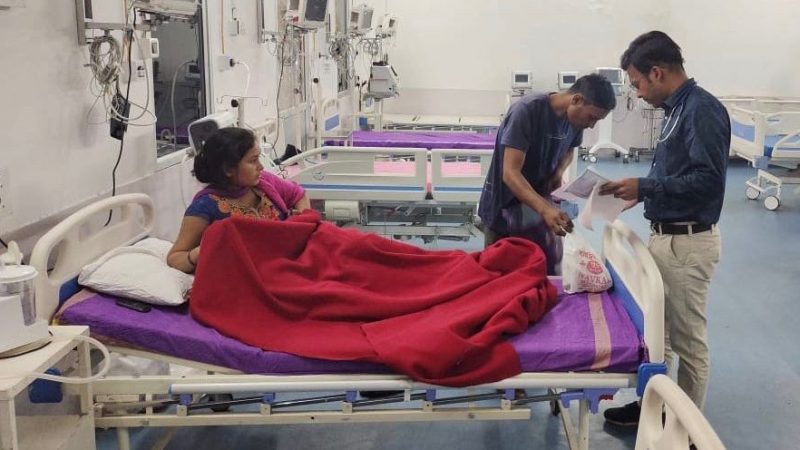 संवेदनशील मुख्यमंत्री : तेरह महीने के हर्ष को मिली बच्चा वार्ड में रहने की जगह, माता-पिता को आर्थिक सहायता भी